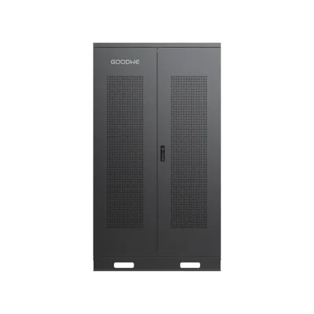 Skříň Goodwe Lynx C LX C101-10, PCU, další příslušenství